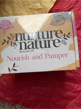 Nurture by Nature Botanicals "Nourish and Pamper" Gift Set - Pink & Kraft